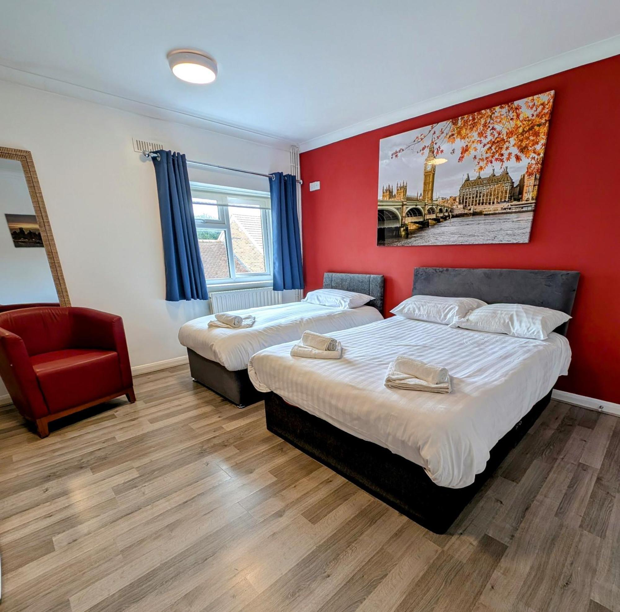 Oyo Aparthotel Hathern Exterior photo