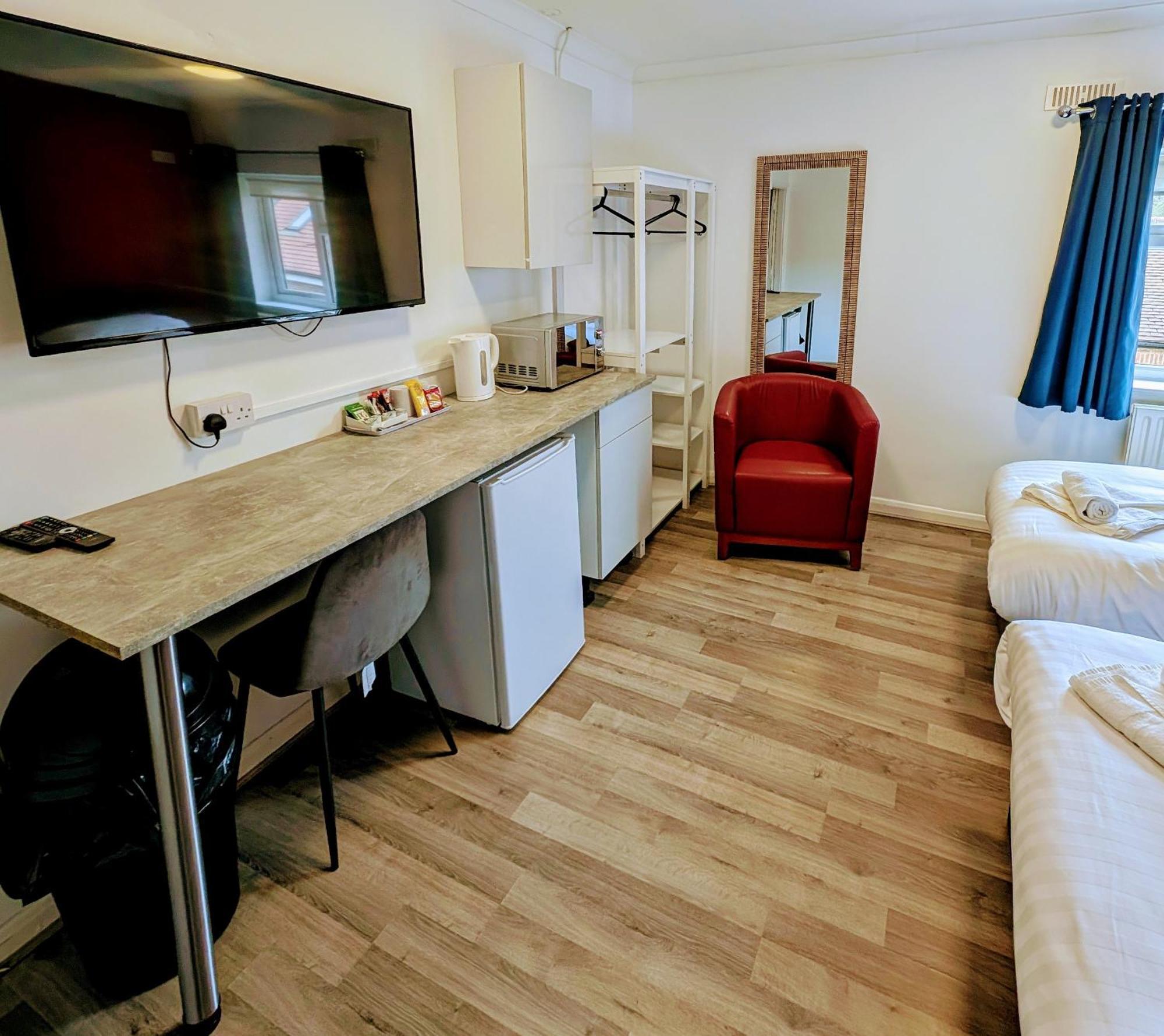Oyo Aparthotel Hathern Exterior photo